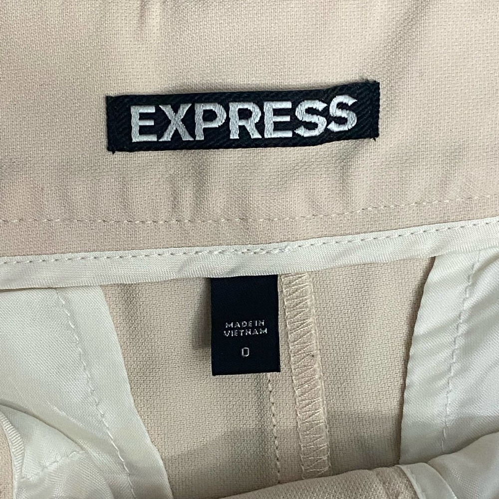 Express Tan Cream Beige Dress Shorts Size 0 - Picture 3 of 8